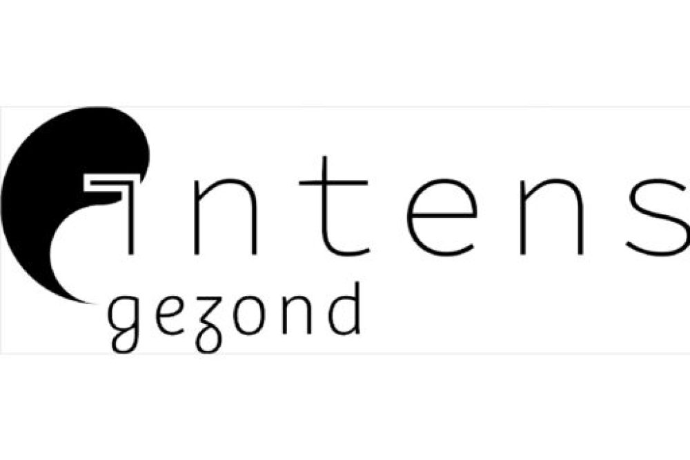 Cropped beeldtaal met logo overlay